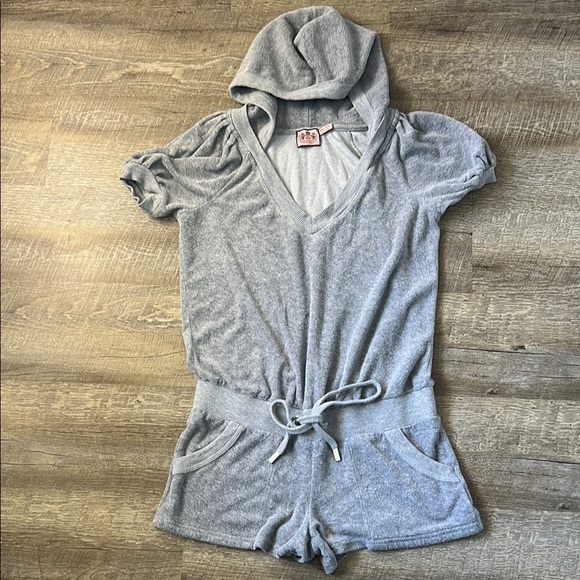 Y2K Juicy Couture Grey Terry Cloth Onesie Size M